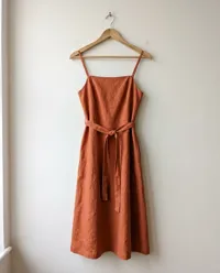 Sample clothing photo: Linen dress