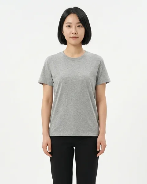 AI fashion model Yuna: 30, petite, Korean